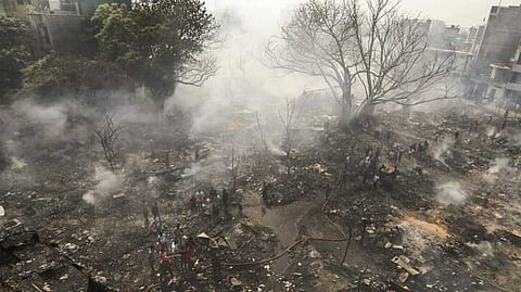 ഡൽഹിയിൽ വൻ തീപിടിത്തം; രണ്ട് കുട്ടികൾക്ക് ദാരുണാന്ത്യം