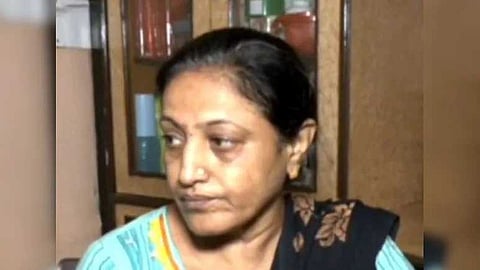 'തിരിച്ചു ചെന്നാൽ പാകിസ്ഥാനിൽ എനിക്കാരുമില്ല, 35 വർഷമായി ഇന്ത്യയിൽ', കുടുംബത്തിൽ നിന്ന് പിരിക്കരുതെന്ന് അപേക്ഷിച്ച് ശാരദ ഭായ്