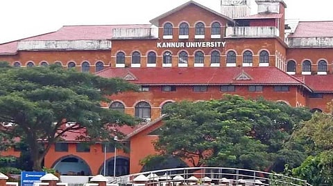 കണ്ണൂർ സർവകലാശാലയിലെ ചോദ്യപേപ്പർ ചോർച്ച: പാലക്കുന്ന് ഗ്രീന്വുഡ്സ് കോളേജ് പ്രിൻസിപ്പാളിൻ്റെ മുൻകൂർ ജാമ്യഹർജി തള്ളി