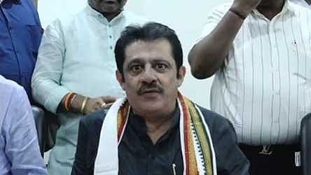 പാകിസ്ഥാനെതിരെ യുദ്ധം ചെയ്യേണ്ടി വന്നാൽ ഇന്ത്യക്കായി ചാവേറാകാനും തയ്യാർ: കർണാടക മന്ത്രി സമീർ അഹമ്മദ് ഖാൻ