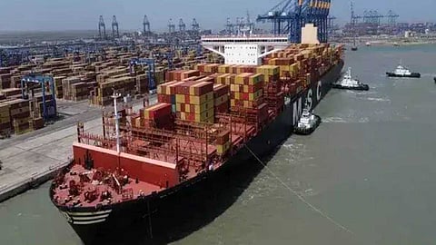 ഇന്ത്യന് കപ്പലുകള്ക്ക് പാകിസ്ഥാനിലും വിലക്ക്; നടപടി ഇന്ത്യയുടെ നിരോധനത്തിനു പിന്നാലെ