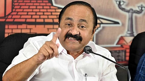 "പേവിഷബാധയേറ്റ് മരിച്ച മൂന്ന് കുട്ടികളും വാക്സിന് എടുത്തവരാണ്"; ഉത്തരവാദിത്തത്തില് നിന്നും സര്ക്കാരിന് ഒഴിഞ്ഞുമാറാനാകില്ലെന്ന് പ്രതിപക്ഷ നേതാവ്