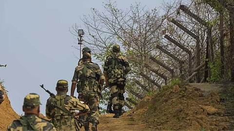 പ്രകോപനം തുടർന്ന് പാകിസ്ഥാൻ; തുടർച്ചയായ പന്ത്രണ്ടാം ദിവസവും വെടിനിർത്തൽ കരാർ ലംഘിച്ചു