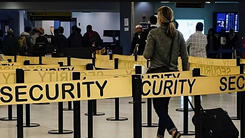 'ജാഗ്രത പാലിക്കുക, സൈനിക-സംഘര്ഷ മേഖലകള് ഒഴിയുക': പാകിസ്ഥാനിലുള്ള പൗരന്മാര്ക്ക് മുന്നറിയിപ്പുമായി യുഎസ്