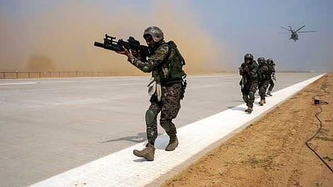 ജയ്സാൽമീറിൽ ബിഎസ്എഫ് ക്യാമ്പിന് നേരെ ഡ്രോൺ ആക്രമണം; പാക് ഡ്രോൺ വെടിവച്ച് വീഴ്ത്തി ഇന്ത്യൻ സൈന്യം