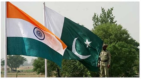 പാകിസ്ഥാന് ലക്ഷ്യമിട്ടത് പ്രധാന നഗരങ്ങളും സൈനിക കേന്ദ്രങ്ങളും; നിലംതൊടീക്കാതെ ഇന്ത്യ, ഡൽഹിയിൽ നിർണായക ചർച്ചകൾ