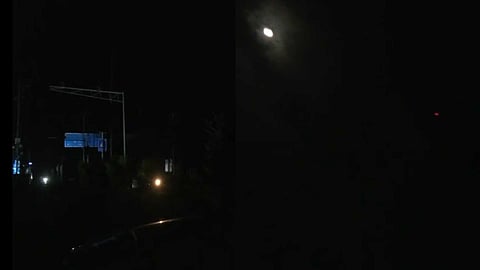 രാത്രിയിൽ പ്രകോപനം തുടർന്ന് പാകിസ്ഥാൻ; സാംബ, ജമ്മു, പത്താൻകോട്ട് എന്നിവിടങ്ങളിൽ ഡ്രോൺ ആക്രമണം, 2 പാക് ഡ്രോണുകൾ തകർത്തു