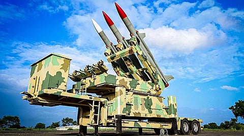 'സാരാ ആകാശ് ഹമാരാ'; ഇന്ത്യക്ക് കവചമാകുന്ന 'ആകാശ്' മിസൈല് പ്രതിരോധ സംവിധാനം