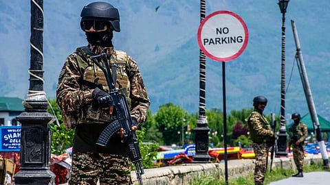 സംഘർഷത്തിന് അയവുവരുത്തില്ലെന്ന് പാകിസ്ഥാന്; അതിർത്തിയിലെ ആക്രമണങ്ങള് തുടരുമെന്ന് സൂചന