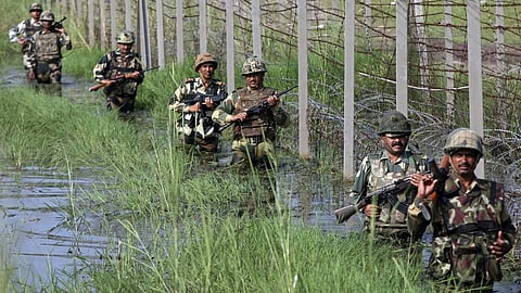 അതിർത്തികളിൽ പാക് പ്രകോപനം തുടരുന്നു; പാക് പോസ്റ്റുകളും ഭീകരരുടെ ലോഞ്ചിങ് പാഡുകളും തകർത്ത് ഇന്ത്യൻ സൈന്യം
