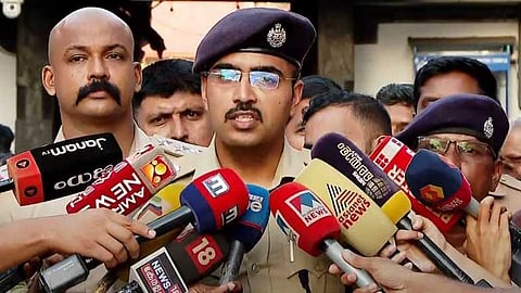 പത്മനാഭസ്വാമി ക്ഷേത്രത്തിൽ നടന്നത് മോഷണമല്ലെന്ന് നിഗമനം, സ്വർണം കൈകാര്യം ചെയ്തതിലെ വീഴ്ച പരിശോധിക്കും: ഡിസിപി നകുൽ രാജേന്ദ്ര ദേശ്മുഖ്