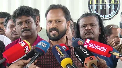 "മുതലപ്പൊഴിയിൽ സംഘർഷം ഉണ്ടായിട്ടില്ല, ഇത് വിശപ്പിൻ്റെ പ്രശ്നം"; സമരസമിതി കൺവീനർ