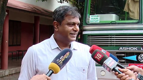 കടുവാ ദൗത്യത്തിനിടെ നിലമ്പൂർ സൗത്ത് ഡിഎഫ്ഒയ്ക്ക് സ്ഥലംമാറ്റം; കെ. ധനിക് ലാലിനെ മാറ്റിയത് തിരുവനന്തപുരം ഹെഡ് ക്വാർട്ടേഴ്സിലേക്ക്