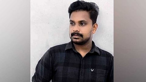 കൊല്ലത്ത് യുവാവിനെ കുത്തിക്കൊന്നു; സുഹൃത്തിനും പരിക്ക്