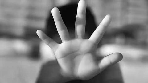 നാല് വയസുകാരിയെ അമ്മ പുഴയിലെറിഞ്ഞ് കൊന്ന കേസിൽ വഴിത്തിരിവ്; കുട്ടി പീഡനത്തിനിരയായി, അടുത്ത ബന്ധു പൊലീസ് കസ്റ്റഡിയിൽ