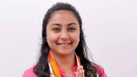 தீபிகா அப்புக்குட்டி 