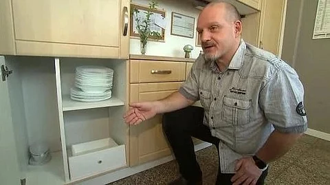 Kitchen Cabinet