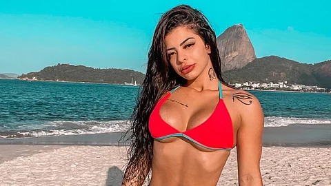 Larissa Maximano