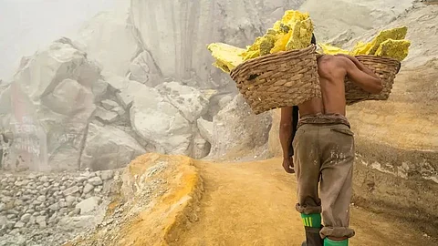 sulphur