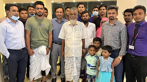 Saman Ali Sarkar and his family
