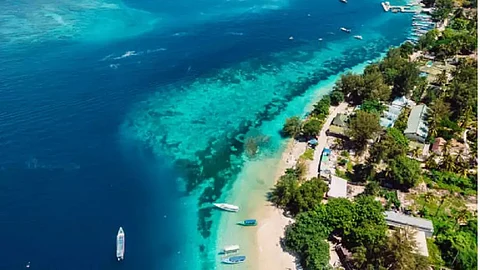 Four small earthquakes occur daily in Indonesia
