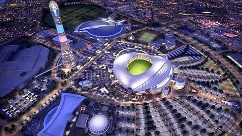FIFA உலக கோப்பை 2022 : பெருமைக்கு எருமை மேய்ப்பதா? கத்தார் சந்திக்கும் சர்ச்சைகள் என்ன?