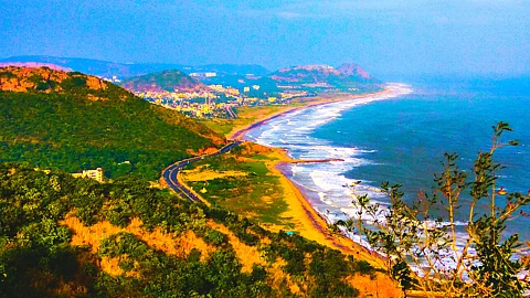 Visakhapatnam : ஆந்திராவின் புதிய தலைநகரில் நிச்சயம் பார்க்க வேண்டிய இடங்கள்!
