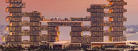 Dubai Atlantis : 43 அடுக்கு; 90 நீச்சல் குளங்கள்; பதறவைக்கும் விலை - வாவ் புகைப்படங்கள்!