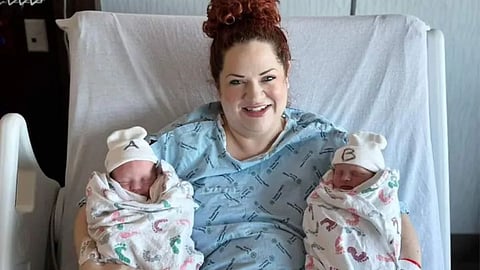US : Twins born in 2022 and 2023 - they are only 6 minutes apart