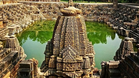 Rani ki Vav, Patan – The Queen of Stepwells Built by a Queen