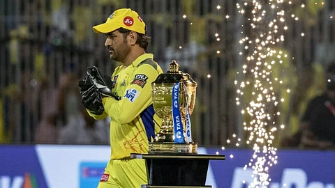 CSK: 10வது முறையாக ஃபைனலுக்கு முன்னேறிய சென்னை சூப்பர் கிங்ஸ்- என்ன பேசினார் கேப்டன் தோனி?