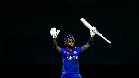 IPL 2023: முதல் சதம் அடித்த SKY; சளைக்காத ராஷீத் - Play Off வாய்ப்பை தக்கவைத்ததா MI?