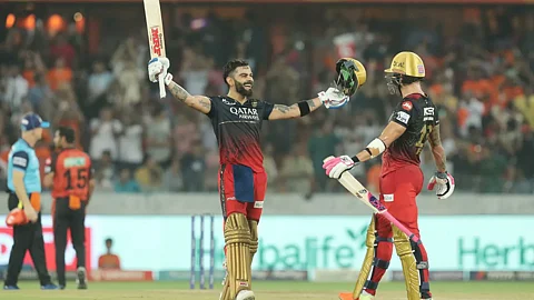 Virat Kohli சதத்தால் கேள்விக் குறியான CSK, LSG பிளே ஆஃப் வாய்ப்பு- IPLல் தொடரும் ட்விஸ்ட்!