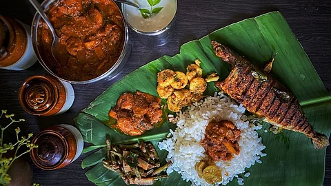 வாழை இலையில் சாப்பிடுவதால் இத்தனை நன்மைகளா? அடடே தகவல்!