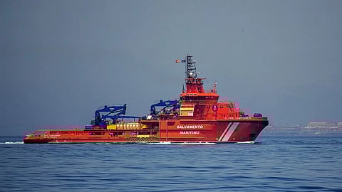 ஸ்பெயின் : 300க்கும் மேற்பட்ட புலம்பெயர்ந்தோரை ஏற்றி சென்ற படகுகள் மாயம் - என்ன நடக்கிறது?