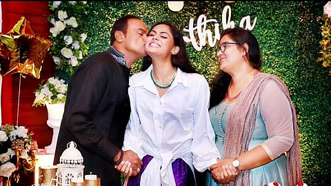 Actress Karthika Nair gets engaged?