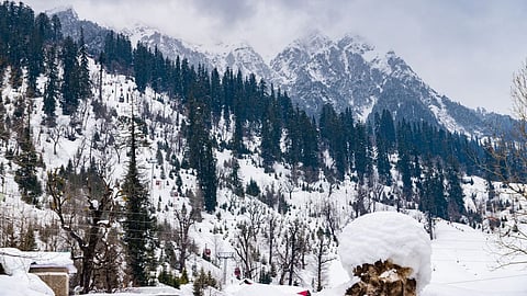 இந்தியாவில் பனிப்பொழிவை காண சிறந்த இடங்கள் எது தெரியுமா?