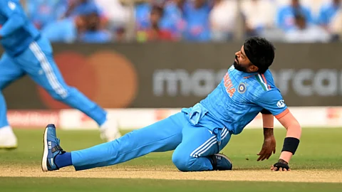 World Cup: உலககோப்பை தொடரில் இருந்து விலகிய ஹர்திக் பாண்டியா - மாற்று வீரர் யார்?