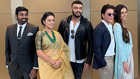 ஷாருக் கான் முதல் விஜய் சேதுபதி வரை: இந்தியாவின் பிரபலமான டாப் 10 நடிகர்கள் - IMDB லிஸ்ட்!