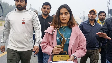 Vinesh Phogat returns her Arjuna and Khel Ratna awards