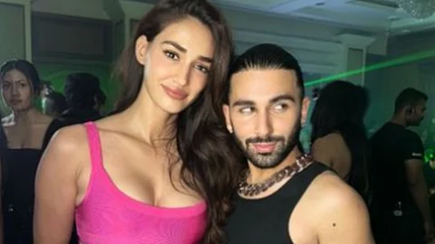 दिशा पटानी ने नए साल की पूर्व संध्या पर हॉट पिंक एलिगेंस में शो की चोरी की