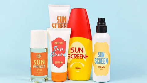 HOW TO CHOOSE THE RIGHT SUNSCREEN FOR YOUR SKIN