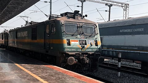 At least three dead as passengers jump from running train in Jharkhand ( Rep imag)