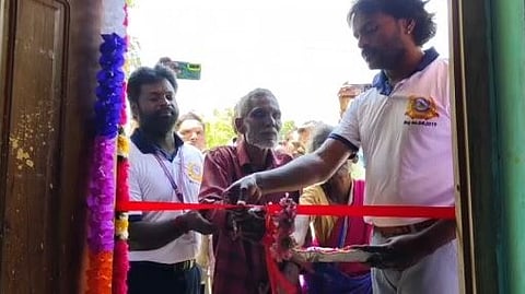 வீடு கட்டிக் கொடுத்த சமூக சேவகர்