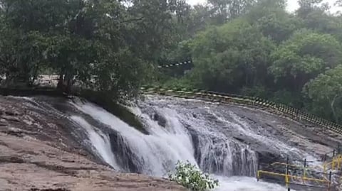 கும்பக்கரை, தேனி