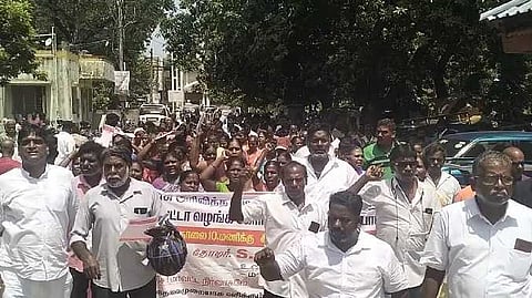 Ponneri RTO Protest