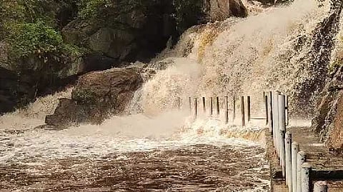 Panchalinga waterfall