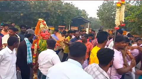 maakaaali