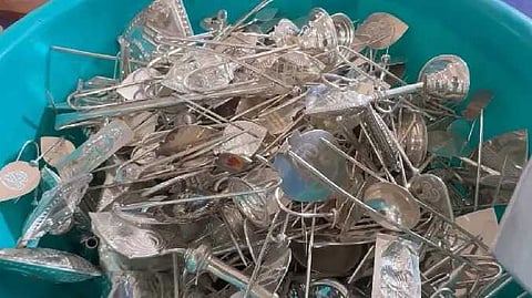 Tut silver vel