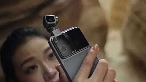 Honour robot phone